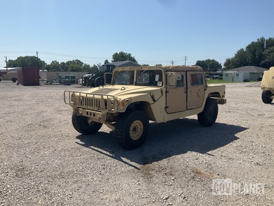 2006 AM General M1097R1 HMMWV 4 Door Soft Top w/Truck Body