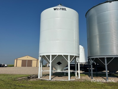 2011 Westeel MAGNUM F +/- 2000 bu Smooth Wall Hopper Cassone per grano