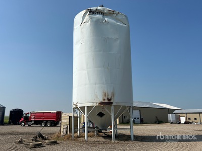 2010 Westeel 1624 Magnum G Grain Bin