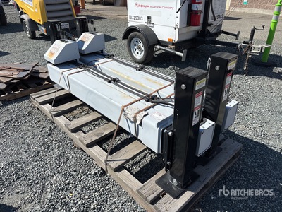 Quantity of (2) Auto-Crane OR60K Extendable Outriggers