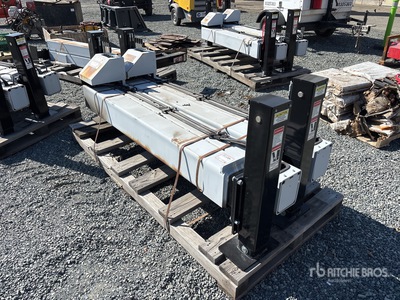 Quantity of (2) Auto-Crane OR60K Extendable Outriggers