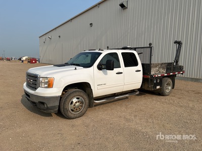 2012 GMC Sierra 3500 4x4 Crew Cab Platte vrachtwagen