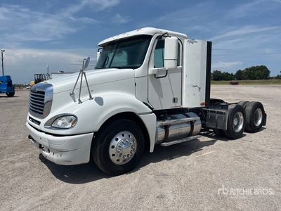 2014 Freightliner Columbia 6x4 T/A Day Cab Truck Tractor