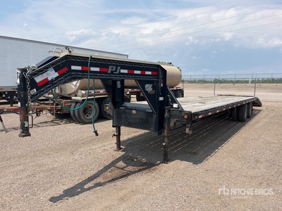 2014 PJ Trailers 32 ft T/A Gooseneck Przyczepa do sprzętu