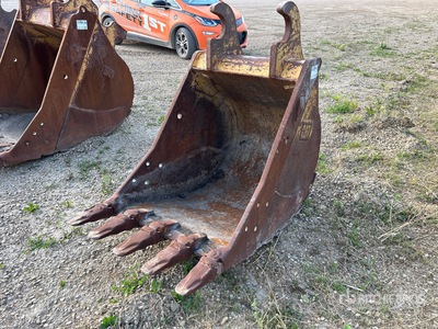 35 in Q/C Digging Excavator Bucket - Fits Cat 329