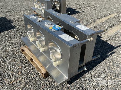 (2) 3-Basin Shave Sinks