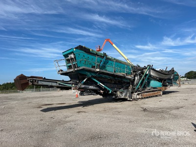 2015 Powerscreen Chieftain 2100X Tracked Screen Plant
