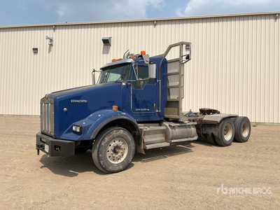 2010 Kenworth 6x4 Sleeper Truck Tractor
