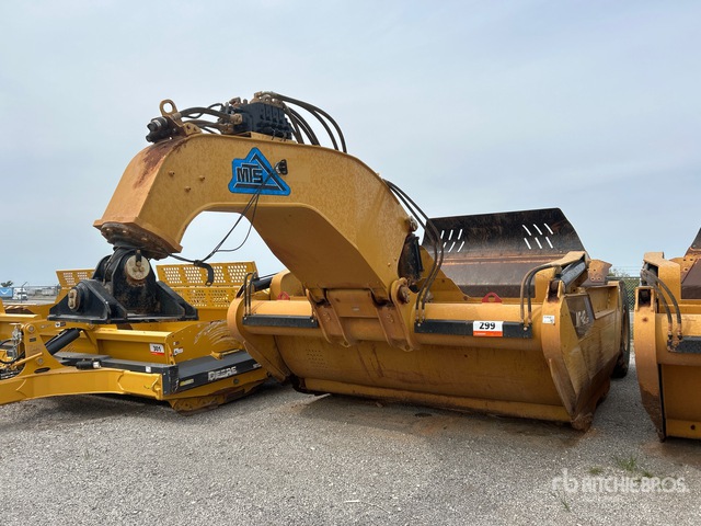 2013 MTS MT-42LGP 4 Tire Hydraulic Pull Scraper | Ritchie Bros. Auctioneers