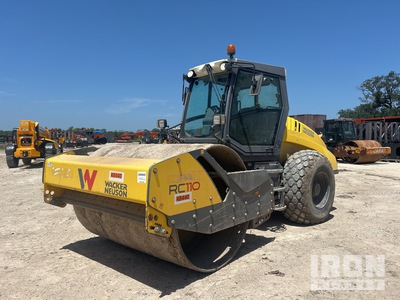 2019 Wacker Neuson RC110 Gładka zagęszczarka bębnowa