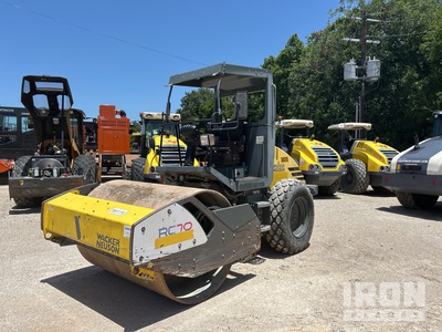 2019 Wacker Neuson RC70 Gładka zagęszczarka bębnowa