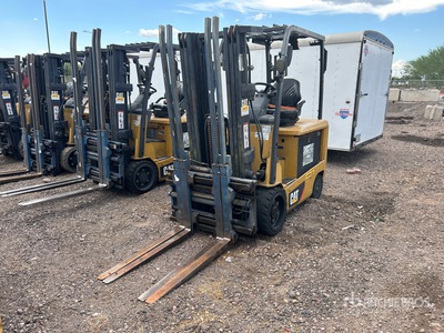 Cat EC30N2 4000 lb Electric Forklift