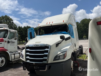 2019 Freightliner Cascadia 126 6x4 تراكتور شاحنة كابينة النوم (ثنائية المحور) (Inoperable)