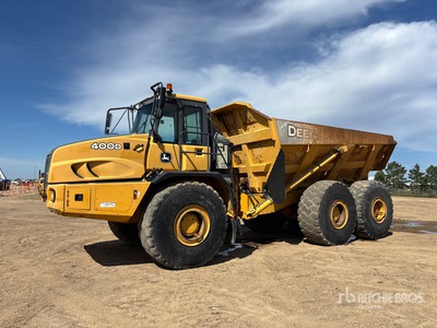 2009 John Deere 400D Articulated Dump Truck