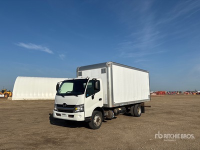 2018 Hino 195 4x2 Van Truck