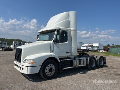 2015 Volvo VNM200 6x4 T/A Day Cab Truck Tractor