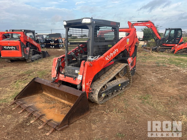 MINI CARGADOR SOBRE ORUGAS KUBOTA SVL753