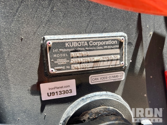 MINI CARGADOR SOBRE ORUGAS KUBOTA SVL753