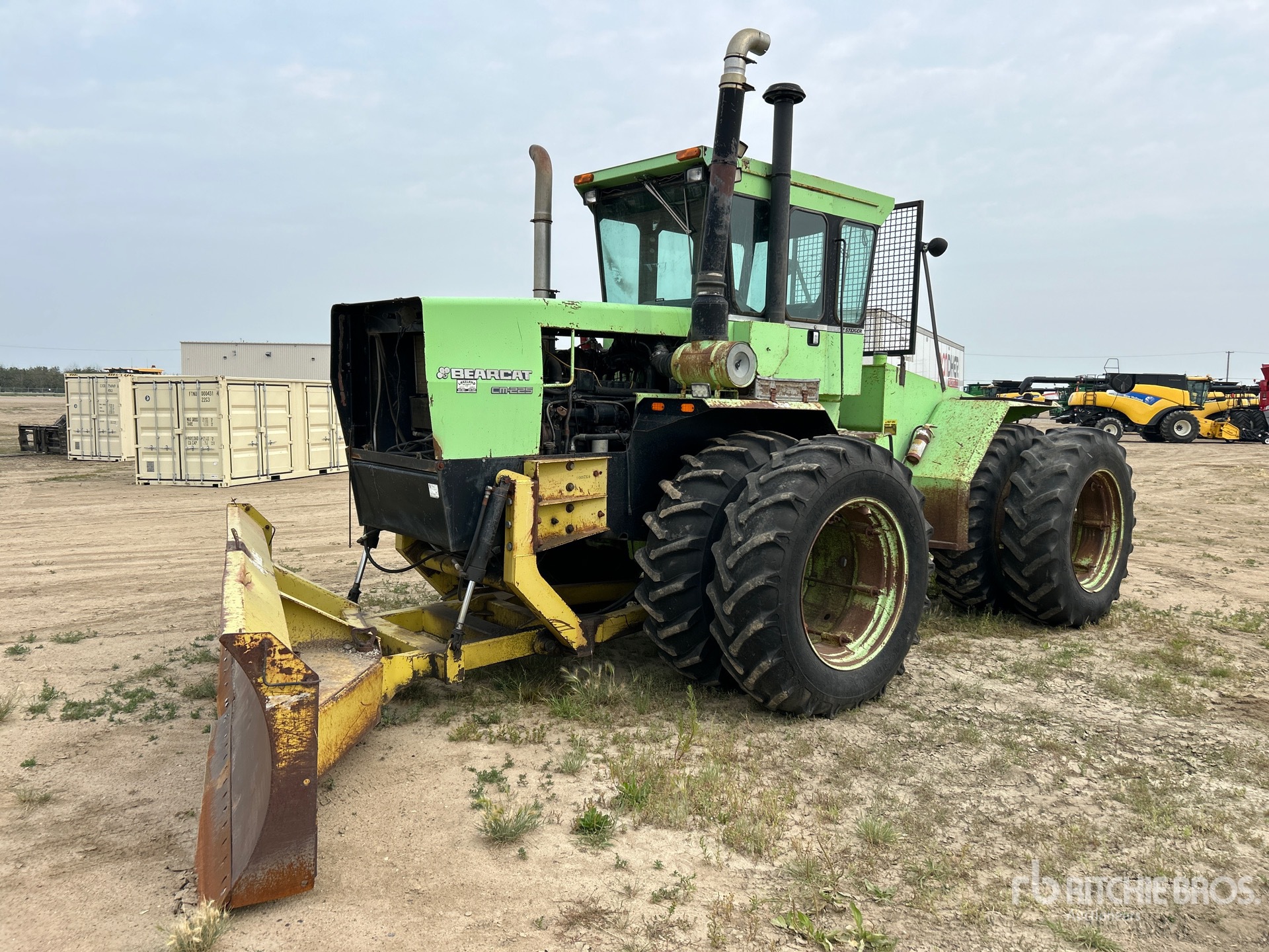 1984 Steiger CM225 Bearcat Tracteur agricole articulé (Inoperable)