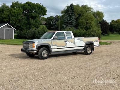 1994 GMC Sierra 2500 SLE 4x4 Extended Cab ピックアップ