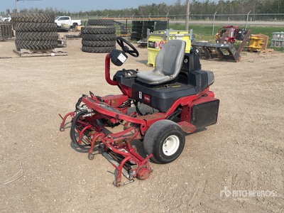 2001 Toro Greensmaster 3250-D جزارة الأعشاب