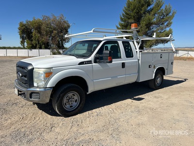 2015 Ford F-350 XL 4x4 Extended Cab Pickup