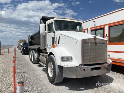 1993 Kenworth T800 Autocarro ribaltabile 3 assi
