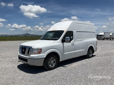 2012 Nissan NV2500 Camioneta con Caja Seca / Furgoneta de carga