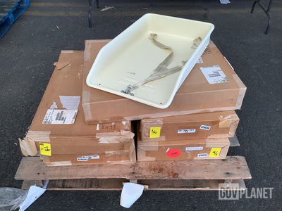 (5) Coating Specialties 949623-101 Parachute Holders