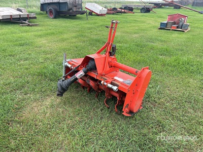 Kubota B40C 3 Pt Hitch. 40in Rototiller