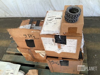 (842) Self-Locking Nuts, (44) Packages of Washers, (56) Screws & Assorted Items
