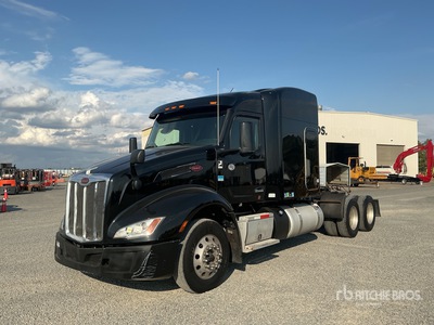 2022 Peterbilt 579 6x4 Cabeza Tractora Cabina Dormitorio