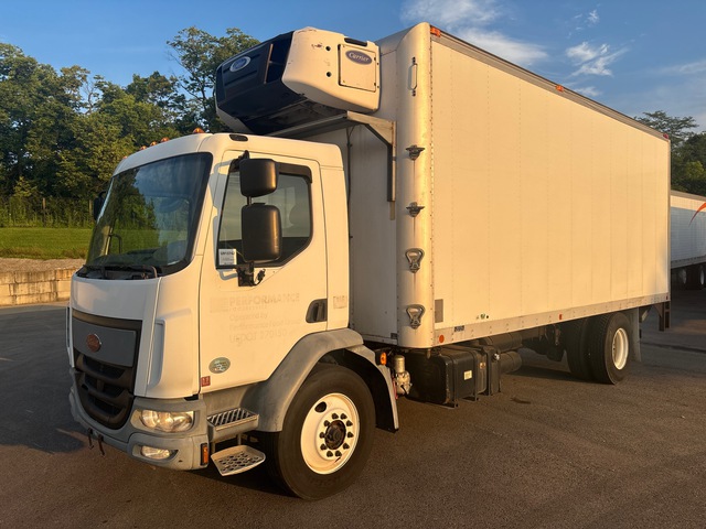 2016 Peterbilt COE 220 4x2 Refrigerated Truck