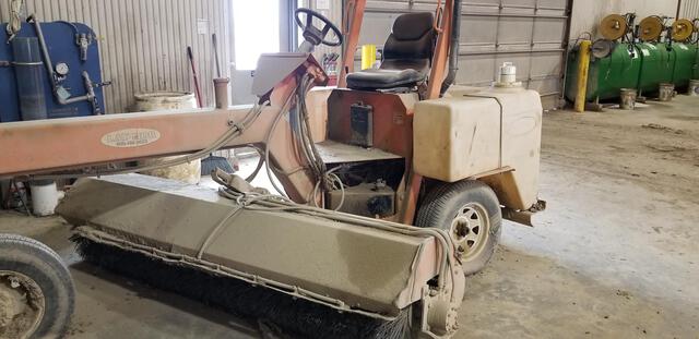 2001 Laymor 8HC Self-Propelled Broom (Inoperable)