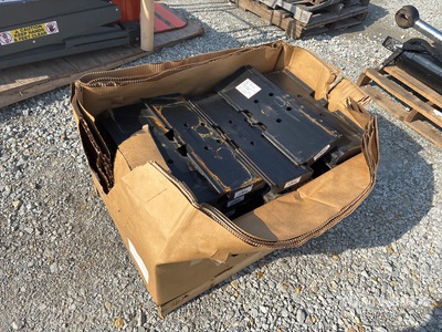 Cat Pipe Layer Shoes fits PL83 - 6 pallets Tracks (Unused) - Fits Cat PL83