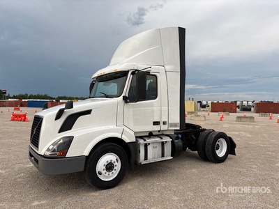 2016 Volvo VNL42T 4x2 S/A Day Cab Truck Tractor