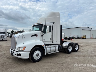2013 Kenworth T660 6x4 T/A Dagcabine Trekker
