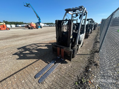 2013 Nissan CF40LP 4000 lb Cushion Tire Montacargas