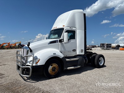 2016 Kenworth T680 4x2 S/A Day Cab Truck Tractor