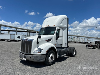 2017 Peterbilt 579 4x2 S/A Day Cab Truck Tractor