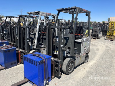 2012 Nissan BXC40 4000 lb Montacargas Eléctrico