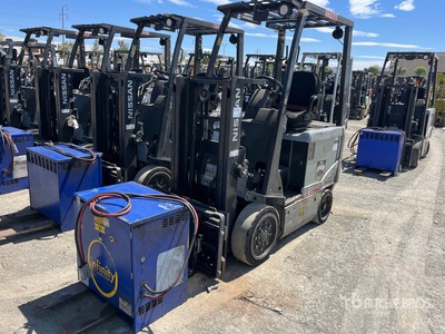 2012 Nissan MCT1B2L20S 4000 lb Montacargas Eléctrico