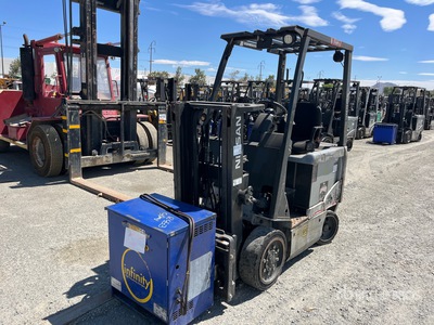 2012 Nissan MCT1B2L20S 4000 lb Montacargas Eléctrico