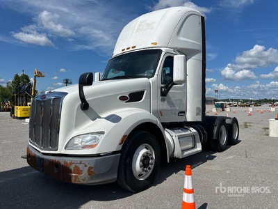 2016 Peterbilt 579 6x4 Day Cab Truck Tractor