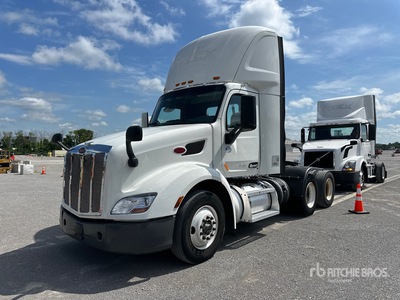 2016 Peterbilt 579 6x4 Day Cab Truck Tractor