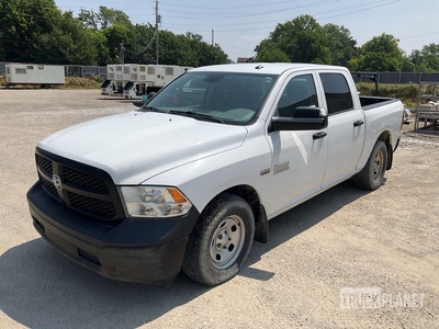 2018 Ram 1500 4x2 Crew Cab Pickup