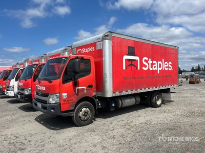 2018 Hino 155 4x2 Van Truck