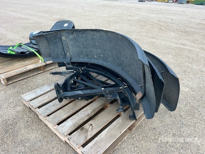 Quantity of (4) Fenders