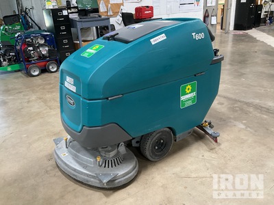 2018 Tennant T600E Walk-Behind Electric Szorowarka do podłóg