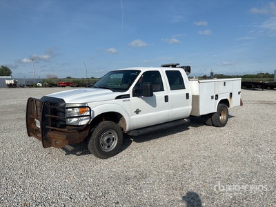 2012 Ford F-250 XL 4x4 Crew Cab Ciężarówka użytkowa